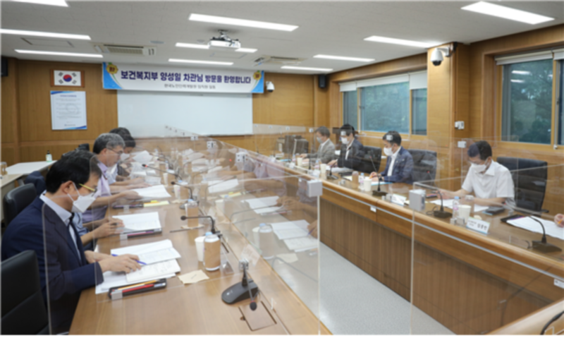 양성일 보건복지부 제1차관, 한국노인인력개발원 방문 격려